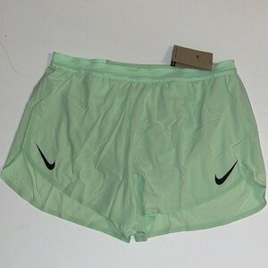 XL Nike ADV 4" Running Shorts Men's FN3352-376 Vapor Green NWT $90